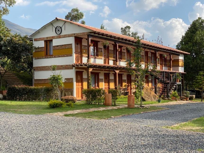 Hotel Casa Cantabria Campestre ビージャ・デ・レイバ エクステリア 写真
